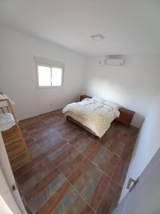 Comoda Casa Con Jardin En Colonia Del Sacramento Bagian luar foto